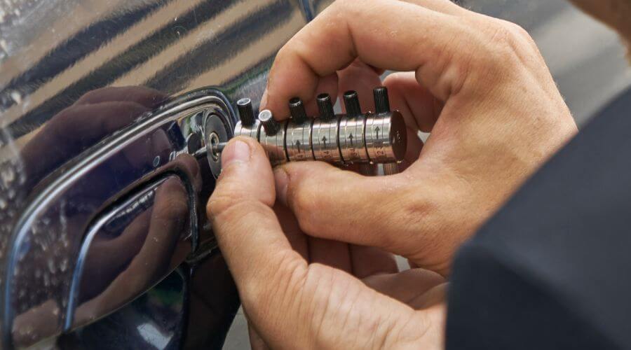 Professional gutter cleaning in Endicott, NY